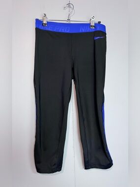 Nike Pro Dri-FIT Compression Capri Leggings Black Blue-Purple M
